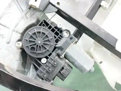 Peça sobressalente para automóvel em segunda mão ELEVADOR DE VIDROS TRASEIRO DIREITO por AUDI A4 BERLINA (B5)  Referências OEM IAM 8D0839462  