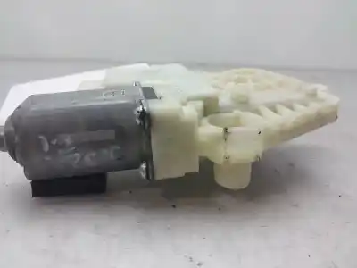 Pezzo di ricambio per auto di seconda mano motore alzacristalli posteriore sinistro per volkswagen passat b8 (3g2, cb2) 1.6 tdi riferimenti oem iam 5q4959812e