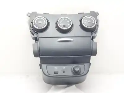 Second-hand car spare part climate control for ssangyong korando quartz 4x2 oem iam references 6871034101  