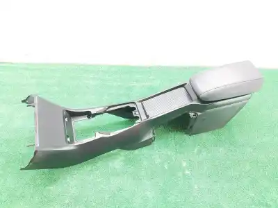 Pezzo di ricambio per auto di seconda mano bracciolo centrale per volvo v40 kinetic riferimenti oem iam 31389451  