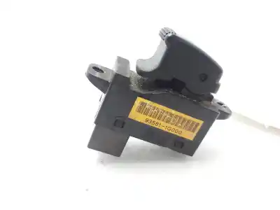 Peça sobressalente para automóvel em segunda mão botão / interruptor elevador vidro traseiro esquerdo por kia rio 1.5 crdi ex2 referências oem iam 935811g000