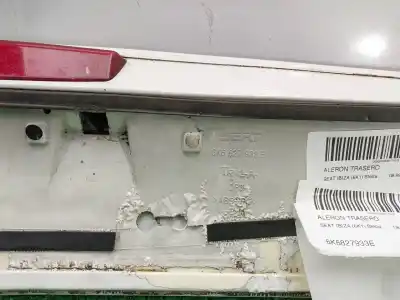 Peça sobressalente para automóvel em segunda mão SPOILER DA TAMPA DA MALA por SEAT IBIZA II (6K1)  Referências OEM IAM 6K6827933E  