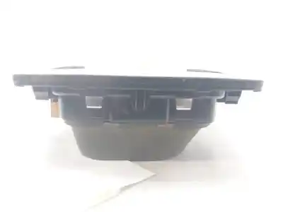 Автозапчасти б/у украшение задних фонаров за volkswagen passat b6 variant (3c5) 2.0 tdi 16v ссылки oem iam 3c0864263  