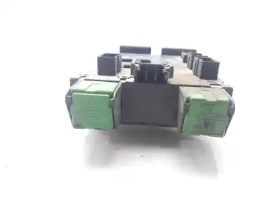 Second-hand car spare part FUSE BOX UNIT for MERCEDES-BENZ VITO (W638) CAJA CERRADA  OEM IAM references A0005400650  