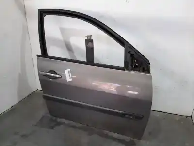Pezzo di ricambio per auto di seconda mano PORTA ANTERIORE DESTRA per RENAULT MEGANE II CLASSIC BERLINA  Riferimenti OEM IAM 7751473729   Pezzo di ricambio per auto di seconda mano PORTA ANTERIORE DESTRA per RENAULT MEGANE II CLASSIC BERLINA  Riferimenti OEM IAM 7751473729