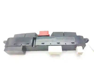 Second-hand car spare part hazard warning lights for kia ceed active 116 cv / 85 kw oem iam references 937001h000  