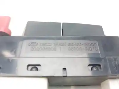 Second-hand car spare part hazard warning lights for kia ceed active 116 cv / 85 kw oem iam references 937001h000  