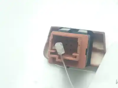 Second-hand car spare part hazard warning lights for citroen c4 picasso sx oem iam references 0668767