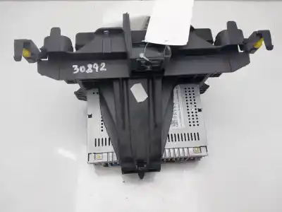 Peça sobressalente para automóvel em segunda mão sistema de áudio / rádio cd por opel corsa e selective referências oem iam 73105000