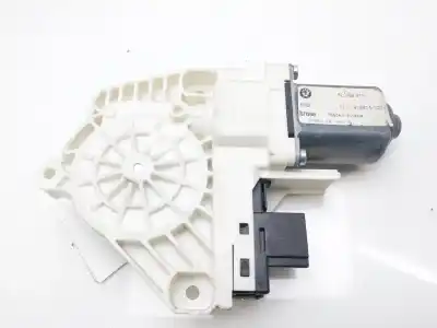 Автозапчасти б/у мотор заднего левого стекла за skoda yeti (5l) 2.0 tdi ссылки oem iam 5l0959811