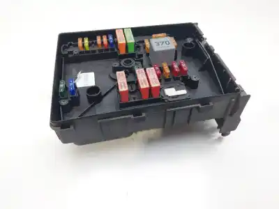Second-hand car spare part fuse box unit for skoda yeti (5l) 2.0 tdi oem iam references 1k0937125d  