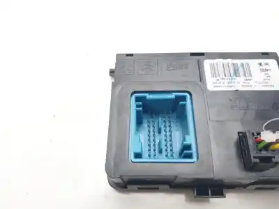 Pezzo di ricambio per auto di seconda mano modulo elettronico per peugeot 5008 allure riferimenti oem iam 9836666280