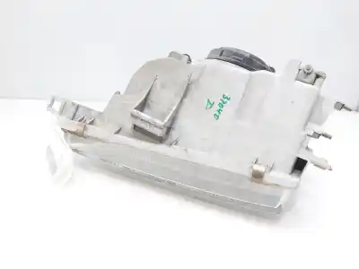 Pièce détachée automobile d'occasion feu droit pour toyota corolla (e10) xli références oem iam 11075390  