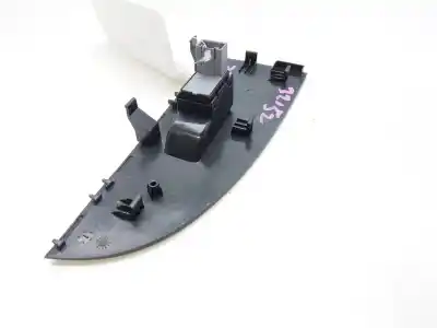 Peça sobressalente para automóvel em segunda mão botão / interruptor elevador vidro dianteiro direito por seat leon (1p1) reference referências oem iam 1p1867172