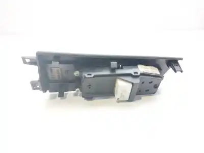 Second-hand car spare part left front power window switch for toyota corolla (e12) 2.0 d-4d linea sol berlina oem iam references 8482002111