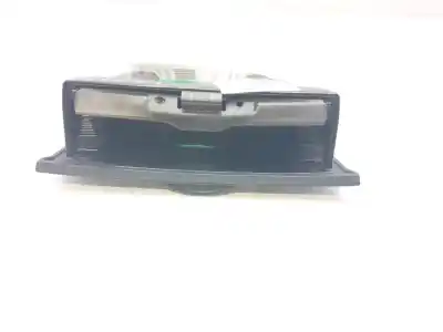 Second-hand car spare part ashtray for toyota corolla (e12) 2.0 d-4d linea sol berlina oem iam references 7411112230  