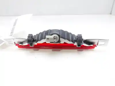 Second-hand car spare part central brake light for toyota corolla (e12) 2.0 d-4d linea sol berlina oem iam references 8157002111