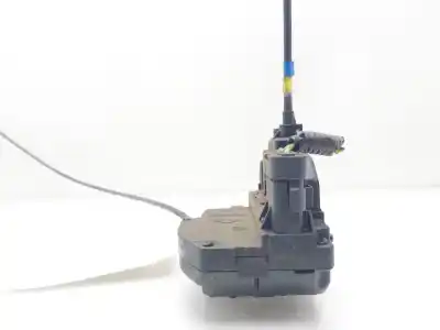 Second-hand car spare part rear right door lock for nissan note (e11e) acenta oem iam references 825009u10d