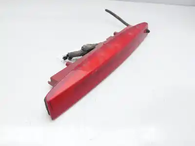 Second-hand car spare part central brake light for renault megane ii familiar authentique oem iam references 8200175538  