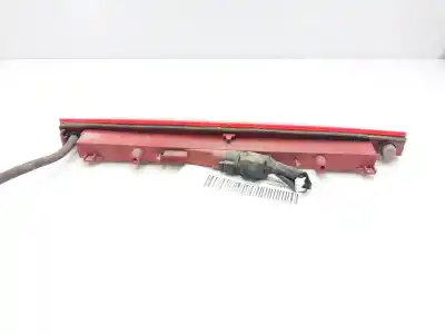 Second-hand car spare part central brake light for renault megane ii familiar authentique oem iam references 8200175538  