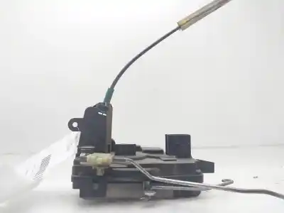 Second-hand car spare part left front door lock for opel zafira b enjoy oem iam references 13210748