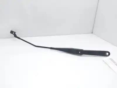 Second-hand car spare part LEFT FRONT WINDSHIELD WIPER ARM for FORD FIESTA (CB1)  OEM IAM references 8A6117526BB  