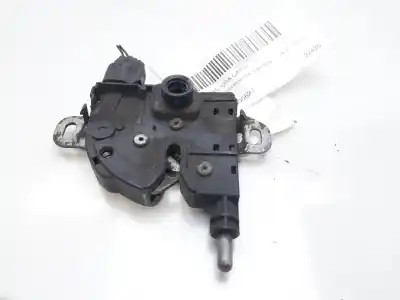Recambio de automóvil de segunda mano de CERRADURA CAPO para FORD FOCUS BERLINA (CAP)  referencias OEM IAM 3M51AB05627  