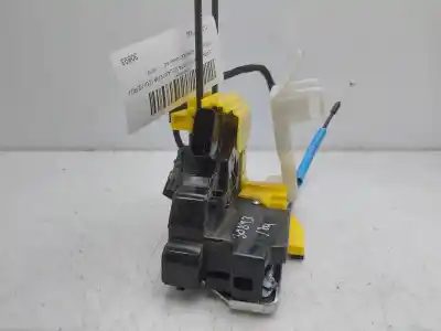 Second-hand car spare part left front door lock for ssangyong korando amber 4x2 136 cv / 100 kw oem iam references 7121037000