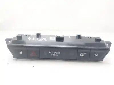 Second-hand car spare part hazard warning lights for dacia sandero stepway essential oem iam references 283e85816r  