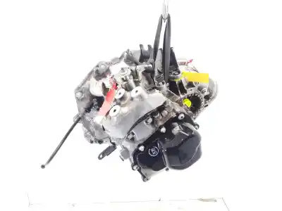 Tweedehands auto-onderdeel versnellingsbak voor opel astra j (p10) 1.6 (68) oem iam-referenties a16xer 5 velocidades 