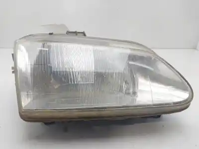 Second-hand car spare part right headlight for renault megane i scenic (ja0) 1.6e alize oem iam references 7701040683