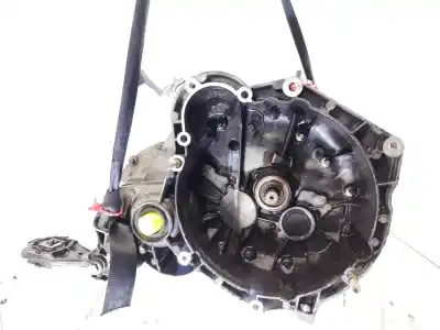 Second-hand car spare part gearbox for fiat stilo multi wagon (192_) 1.9 d multijet oem iam references 192a8000  5 velocidades
