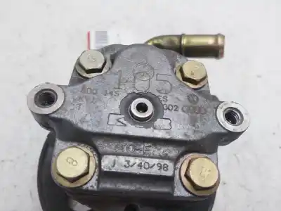 Peça sobressalente para automóvel em segunda mão bomba de direção por audi a4 berlina (b5) 1.8 referências oem iam 8e0145153