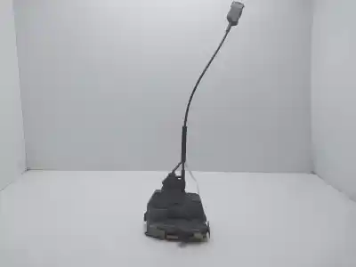 Peça sobressalente para automóvel em segunda mão FECHADURA DA PORTA TRASEIRA DIREITA por RENAULT LAGUNA II (BG0)  Referências OEM IAM 8200000658  