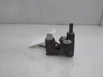 Second-hand car spare part bonnet lock for bmw serie 7 (e65/e66) 730d oem iam references 8240599  