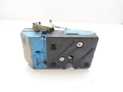 Second-hand car spare part front right door lock for volvo xc70 ii (136) d5 awd oem iam references 30699748