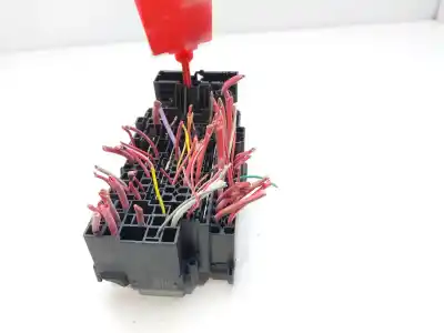 Second-hand car spare part fuse box unit for renault megane iii sport tourer dynamique oem iam references 18013301c
