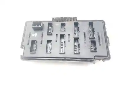 Second-hand car spare part fuse box unit for ssangyong actyon 200 xdi oem iam references 8239031033  