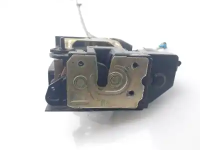 Second-hand car spare part rear right door lock for ssangyong actyon 200 xdi oem iam references 7132009005