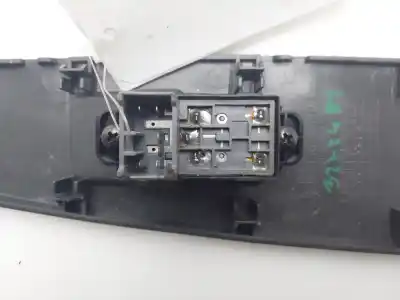 Second-hand car spare part rear left power window switch for ssangyong actyon 200 xdi oem iam references 7325009000  