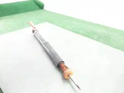 Pezzo di ricambio per auto di seconda mano ammortizzatore posteriore sinistro per mazda 3 sedán (bk) 1.6 di turbo (bk12y) riferimenti oem iam bry028910