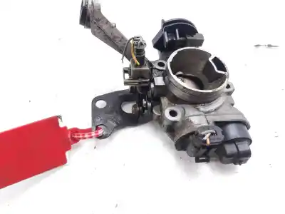 Pièce détachée automobile d'occasion boitier de papillon pour renault clio ii fase ii (b/cb0) confort expression références oem iam 8200096038  