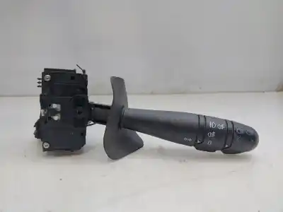 Piesă de schimb auto la mâna a doua maneta bloc lumini pentru renault clio ii fase ii (b/cb0) confort expression referințe oem iam 7701047551   Piesă de schimb auto la mâna a doua maneta bloc lumini pentru renault clio ii fase ii (b/cb0) confort expression referințe oem iam 7701047551