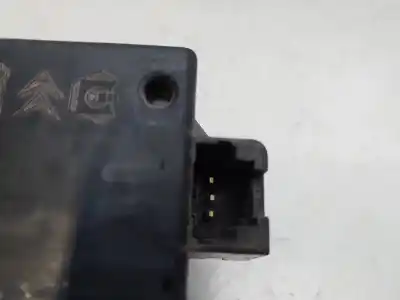 Автозапчасти б/у ЗАМОК БАГАЖНИКА/ВОРОТ за CITROEN C3 PLURIEL  ссылки OEM IAM 9652301980  