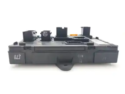 Pièce détachée automobile d'occasion boîtes à fusibles pour peugeot 407 sw st confort références oem iam 9656148180  