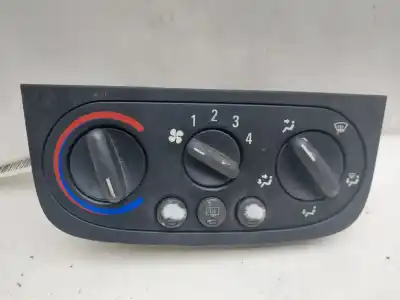 Pezzo di ricambio per auto di seconda mano controllo riscaldamento / aria condizionata per opel corsa c essentia riferimenti oem iam 031110haa  