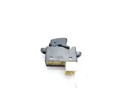 Second-hand car spare part rear right power window switch for kia rio i fastback (dc) 1.3 oem iam references 621w03620  