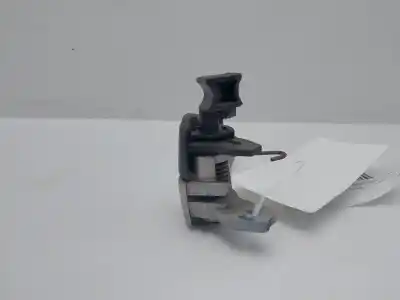 Second-hand car spare part interior right front handle for mazda 3 berlina (bk) 1.6 vvt active oem iam references d35058330e02  