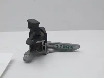 Second-hand car spare part interior right front handle for mazda 3 berlina (bk) 1.6 vvt active oem iam references d35058330e02  