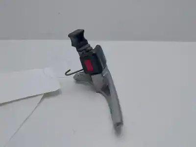 Second-hand car spare part interior right front handle for mazda 3 berlina (bk) 1.6 vvt active oem iam references d35058330e02  